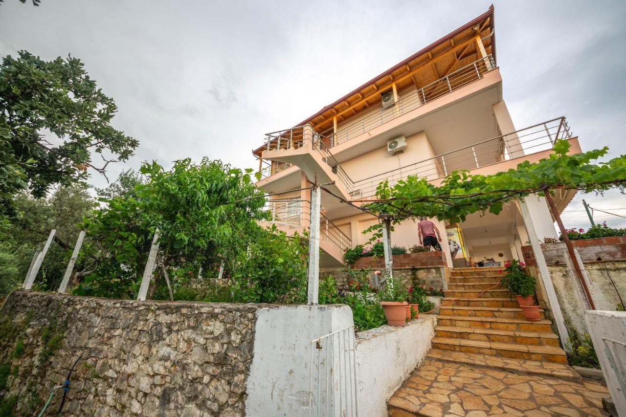 Villa Rondo Himare Bagian luar foto