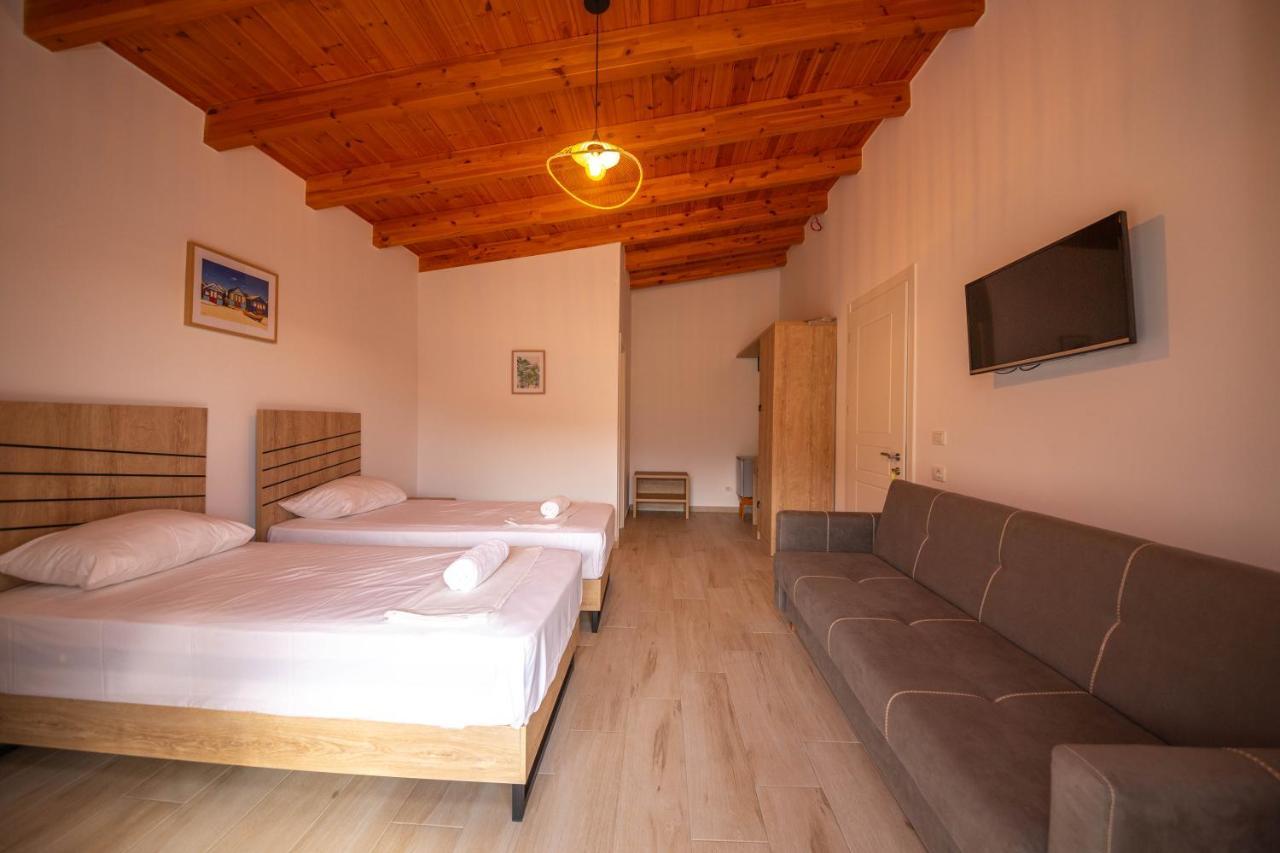 Villa Rondo Himare Bagian luar foto